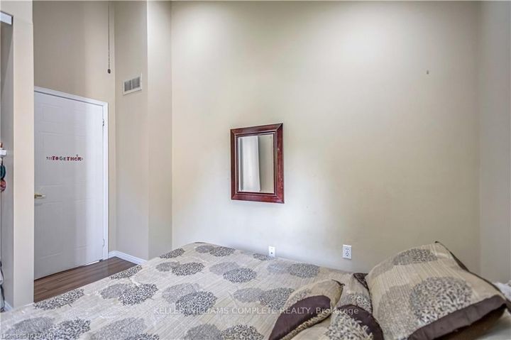 Photo 22 at 375 SILVERBIRCH Boulevard, Rural Glanbrook, Hamilton