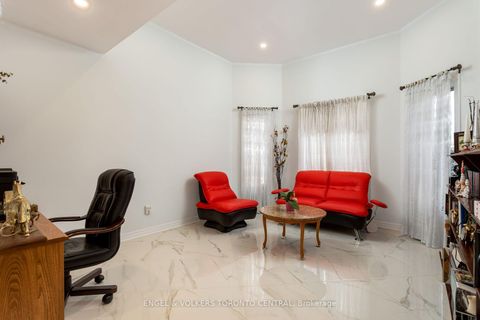 Photo 7 at 144 Claremont Lane, West Woodbridge, Vaughan