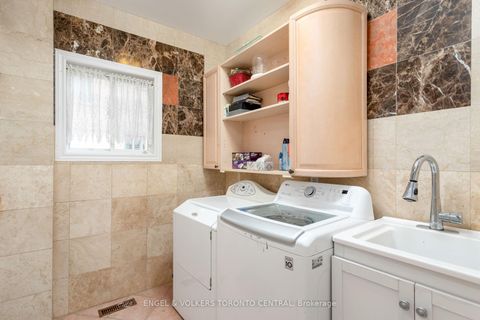 Photo 17 at 144 Claremont Lane, West Woodbridge, Vaughan