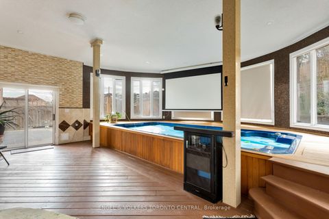 Photo 22 at 144 Claremont Lane, West Woodbridge, Vaughan