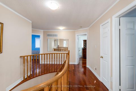 Photo 26 at 144 Claremont Lane, West Woodbridge, Vaughan