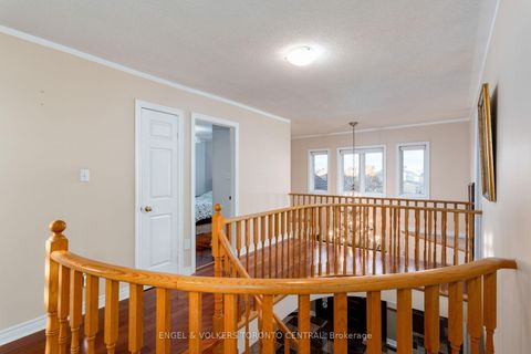 Photo 33 at 144 Claremont Lane, West Woodbridge, Vaughan