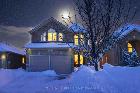 Photo 1 at 79 Sovereign's Gate, Shore, Barrie