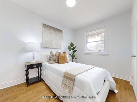 Photo 24 at 107 Milford Haven Drive, Morningside, Toronto