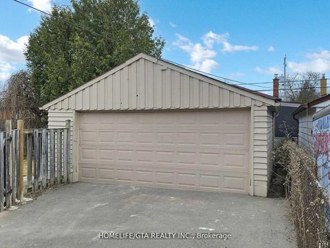 Photo 38 at 107 Milford Haven Drive, Morningside, Toronto