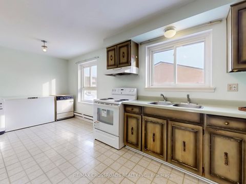 Photo 7 at #23 - 90 Crockamhill Drive, Agincourt North, Toronto