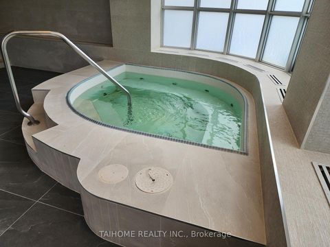 Photo 8 at 809 - 28 Hollywood Avenue, Willowdale East, Toronto