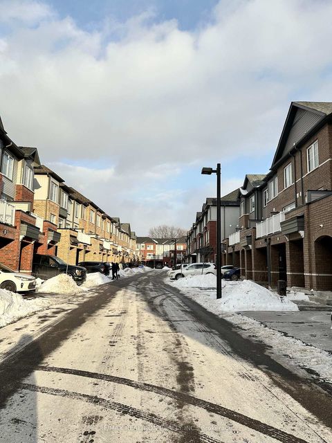 Photo 9 at 835 Atwater Path, Lakeview, Oshawa