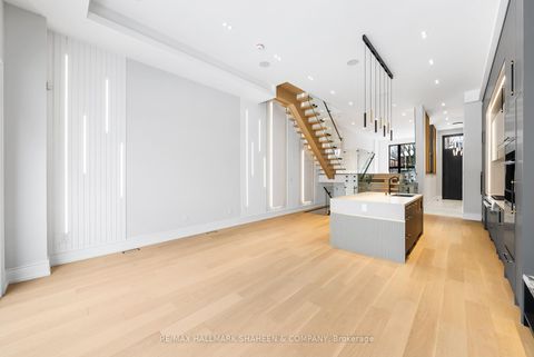 Photo 11 at 116 Briar Hill Avenue, Lawrence Park South, Toronto