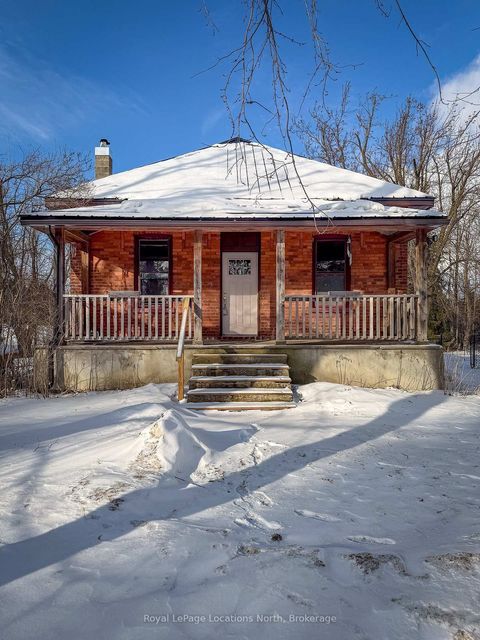 Photo 1 at 9038 County Rd 91 Road, Rural Clearview, Clearview