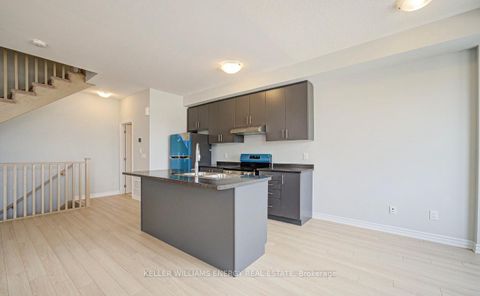 Photo 7 at 1210 Greentree Path, Kedron, Oshawa