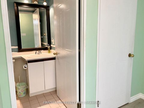 Photo 5 at 911 - 1470 Midland Avenue, Dorset Park, Toronto