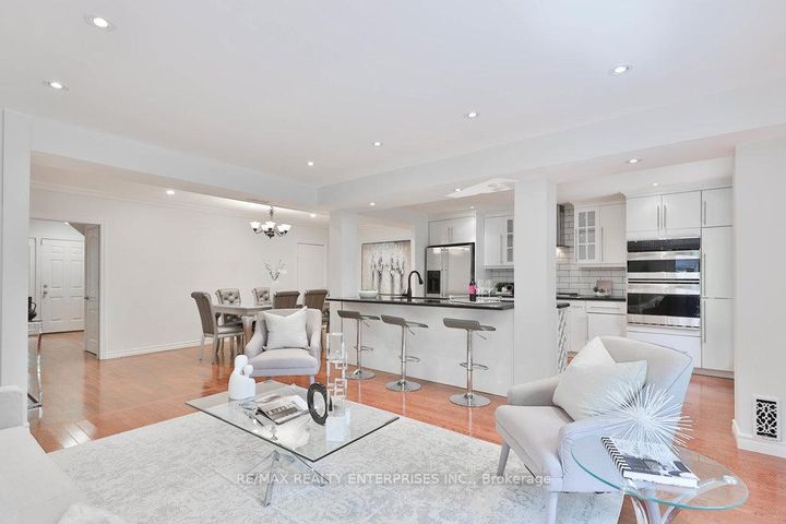 Photo 13 at 1389 Milton Avenue, Mineola, Mississauga