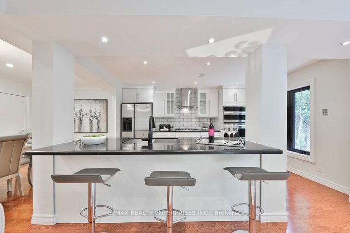 Photo 14 at 1389 Milton Avenue, Mineola, Mississauga