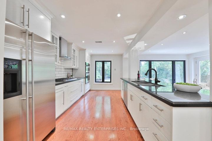 Photo 15 at 1389 Milton Avenue, Mineola, Mississauga