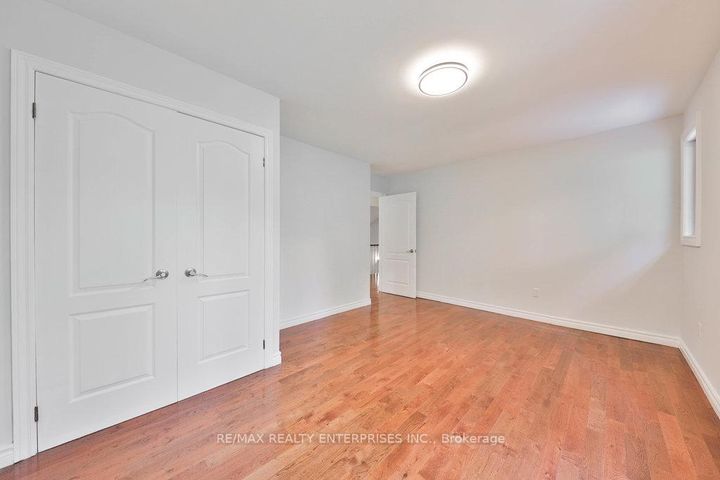 Photo 29 at 1389 Milton Avenue, Mineola, Mississauga