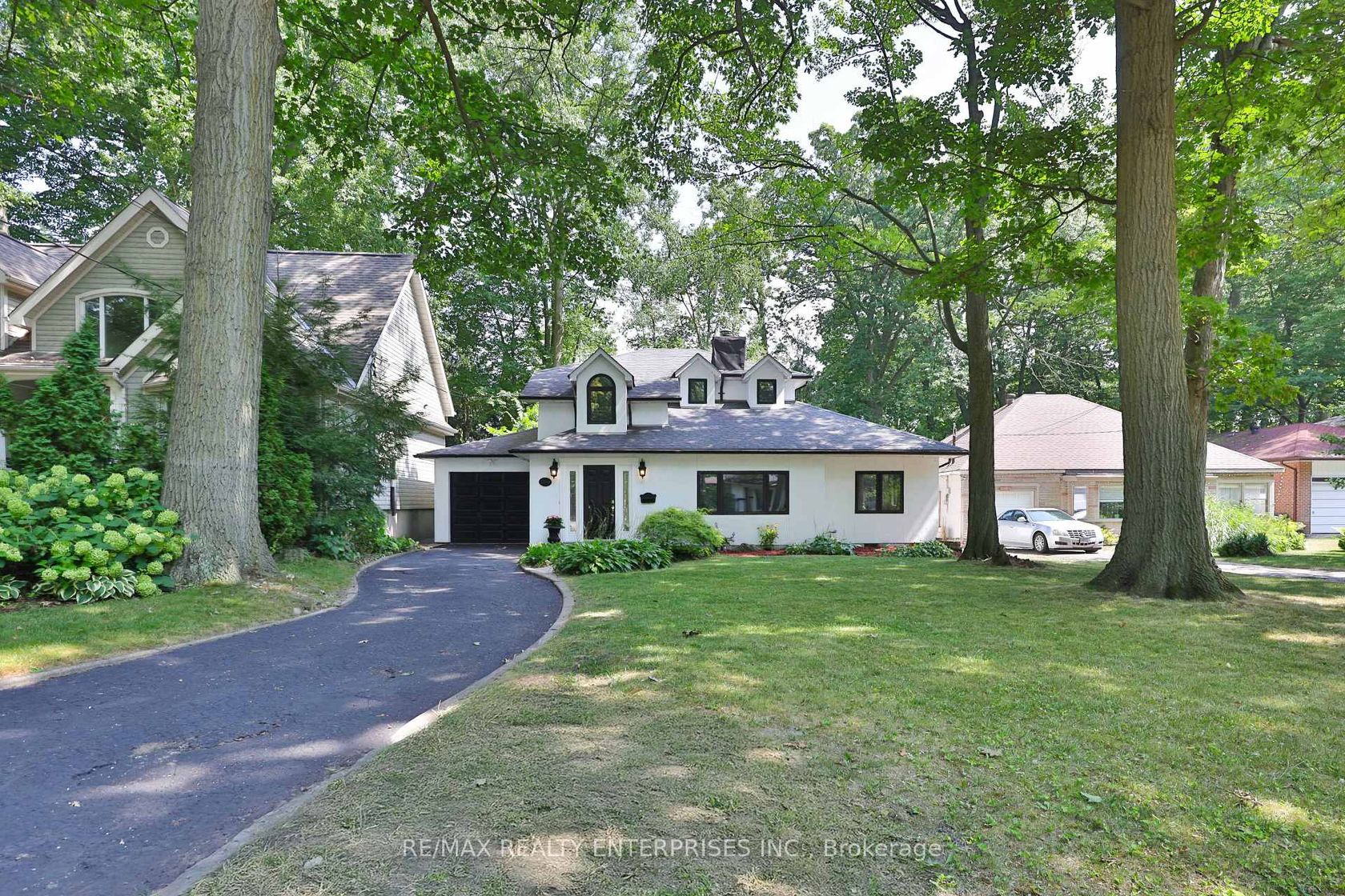 1389 Milton Avenue, Mineola, Mississauga 2