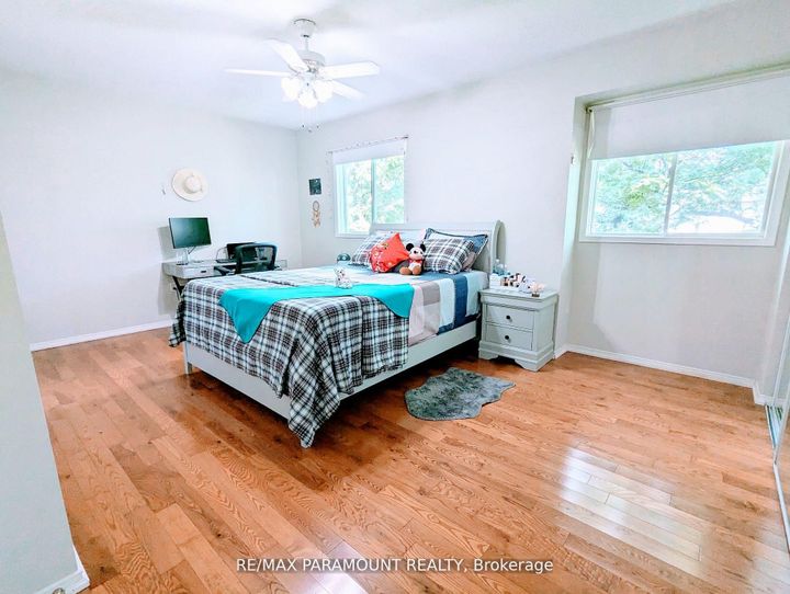 Photo 15 at 37 Wickstead Court, Wellington, Brampton