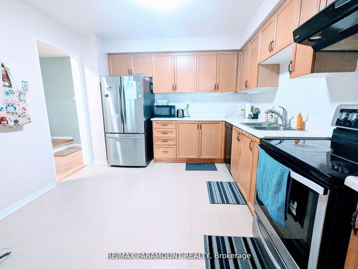 Photo 21 at 37 Wickstead Court, Wellington, Brampton