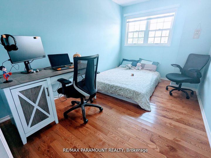 Photo 25 at 37 Wickstead Court, Wellington, Brampton