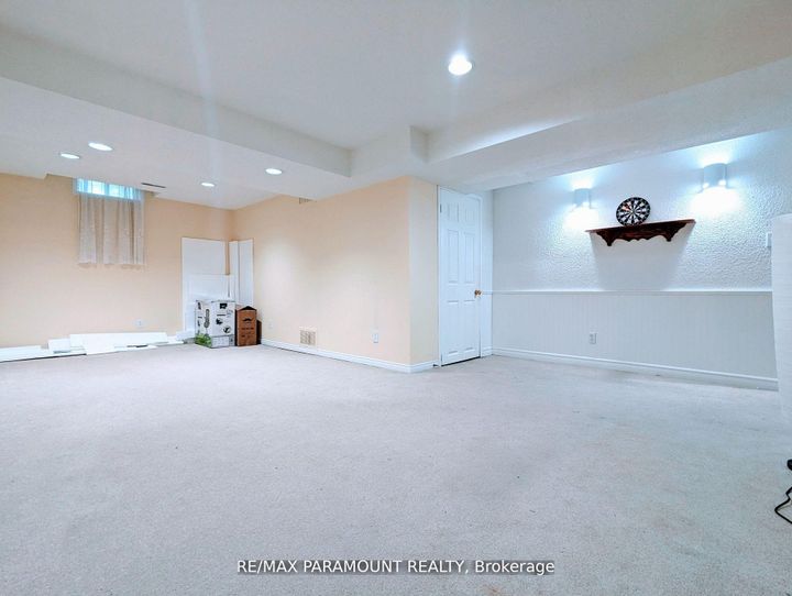 Photo 27 at 37 Wickstead Court, Wellington, Brampton