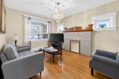 Photo 7 at 93 Marchmount Road, Wychwood, Toronto
