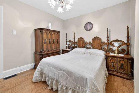 Photo 28 at 93 Marchmount Road, Wychwood, Toronto