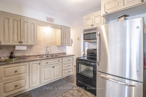 Photo 4 at 1990 Victoria Street, Stroud, Innisfil