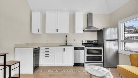 Photo 5 at 70 Dunraven Drive, Eglinton West, Toronto