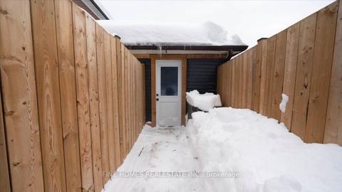 Photo 18 at 70 Dunraven Drive, Eglinton West, Toronto