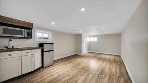 Photo 21 at 70 Dunraven Drive, Eglinton West, Toronto