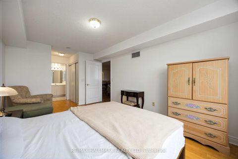 Photo 25 at 705 - 880 Grandview Way, Willowdale East, Toronto