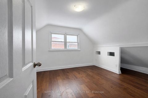 Photo 13 at 65 Barrhead Crescent, Kipling, Toronto