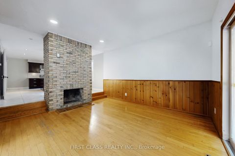 Photo 17 at 8 Fernside Court, Willowdale East, Toronto