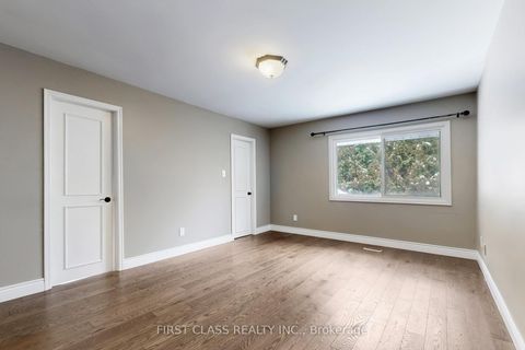 Photo 24 at 8 Fernside Court, Willowdale East, Toronto