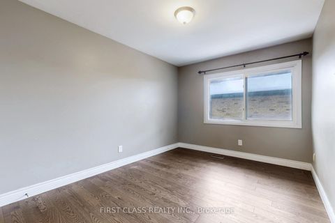 Photo 27 at 8 Fernside Court, Willowdale East, Toronto