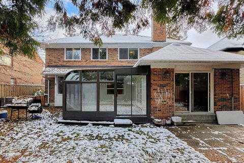 Photo 31 at 8 Fernside Court, Willowdale East, Toronto