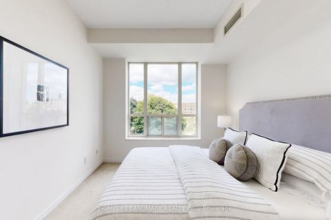 Photo 2 at 404 - 451 Rosewell Avenue, Lawrence Park South, Toronto