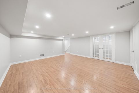 Photo 18 at 10 Heather Road, Leaside, Toronto