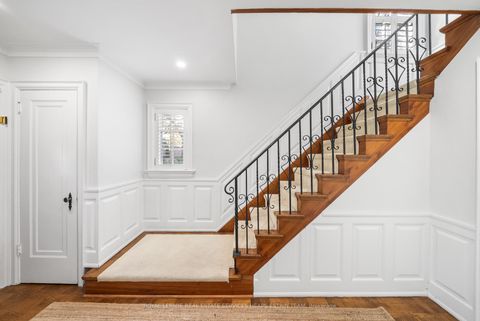 Photo 19 at 10 Heather Road, Leaside, Toronto