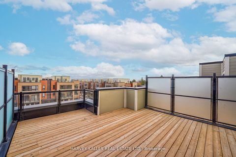 Photo 32 at 22 - 16 Lytham Green Circle, Glenway Estates, Newmarket