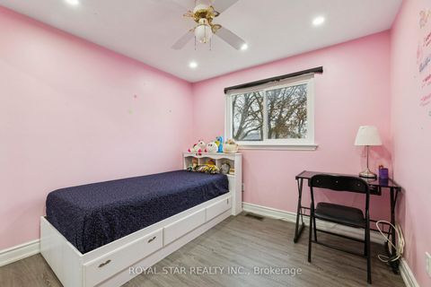 Photo 21 at 521 Gaylord Drive, Eastdale, Oshawa