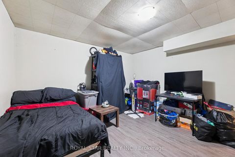 Photo 32 at 521 Gaylord Drive, Eastdale, Oshawa