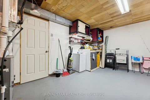 Photo 34 at 521 Gaylord Drive, Eastdale, Oshawa