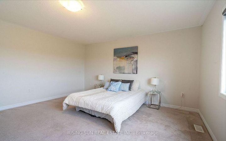 Photo 10 at 24 Herrick Drive, Northwest Brampton, Brampton