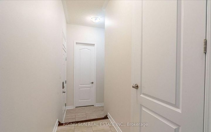 Photo 23 at 24 Herrick Drive, Northwest Brampton, Brampton