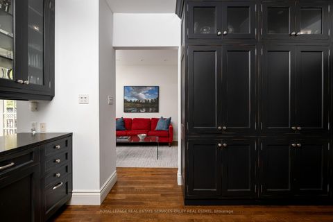 Photo 10 at 7 Binscarth Road, Moore Park, Toronto