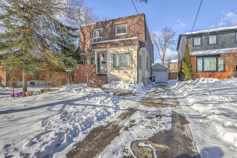 Photo 2 at 188 Maplehurst Avenue, Willowdale East, Toronto
