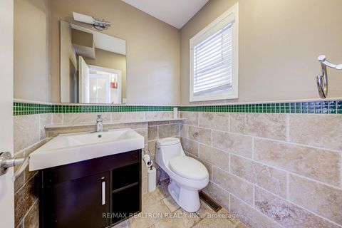 Photo 25 at 188 Maplehurst Avenue, Willowdale East, Toronto