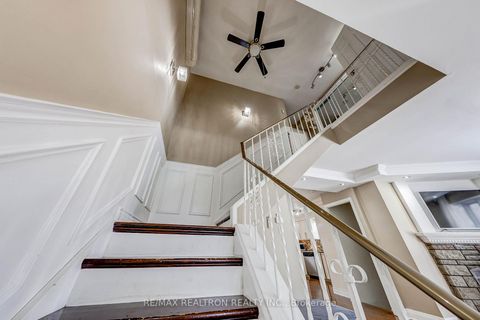 Photo 26 at 188 Maplehurst Avenue, Willowdale East, Toronto